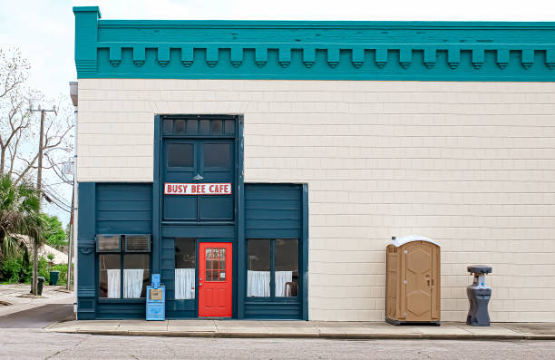 Best Affordable portable toilet rental  in Junction City, CA